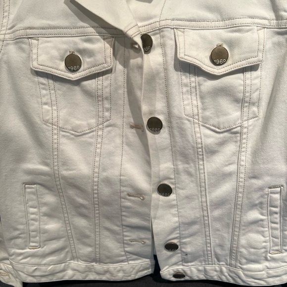Vintage Gap white Jean jacket - Picture 4 of 10